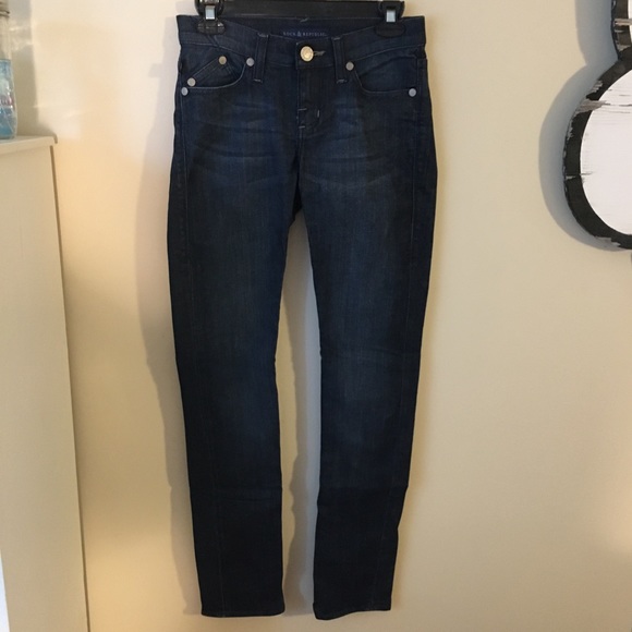 Rock & Republic Skinny Jeans - Picture 1 of 6
